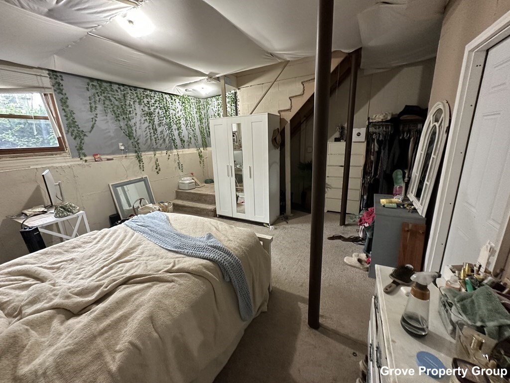 110 West 8th St, South Boston