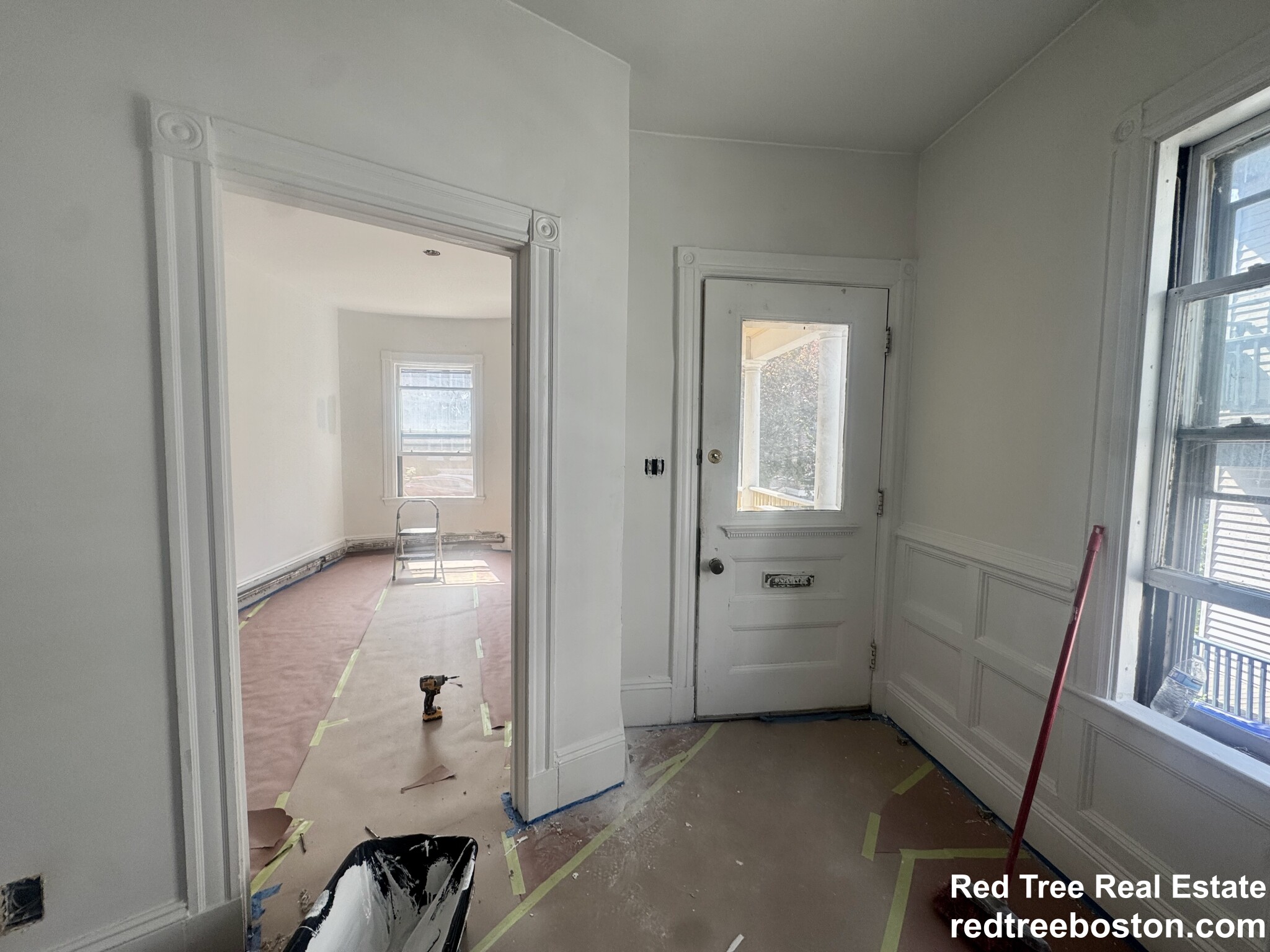 14 Quint Ave, Allston