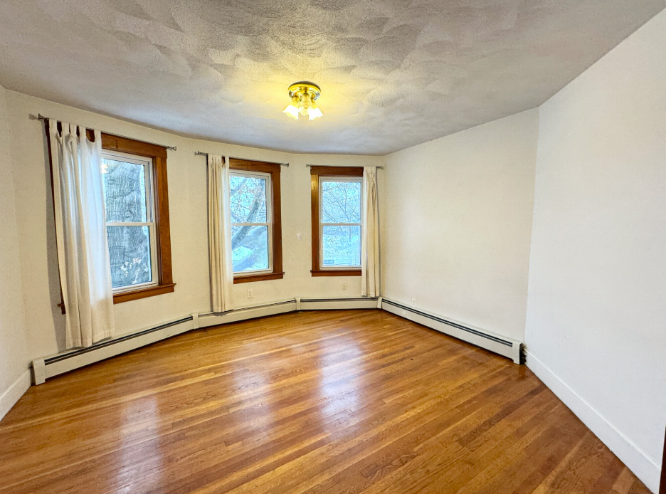 28 Willow St, Wellington-Harrington