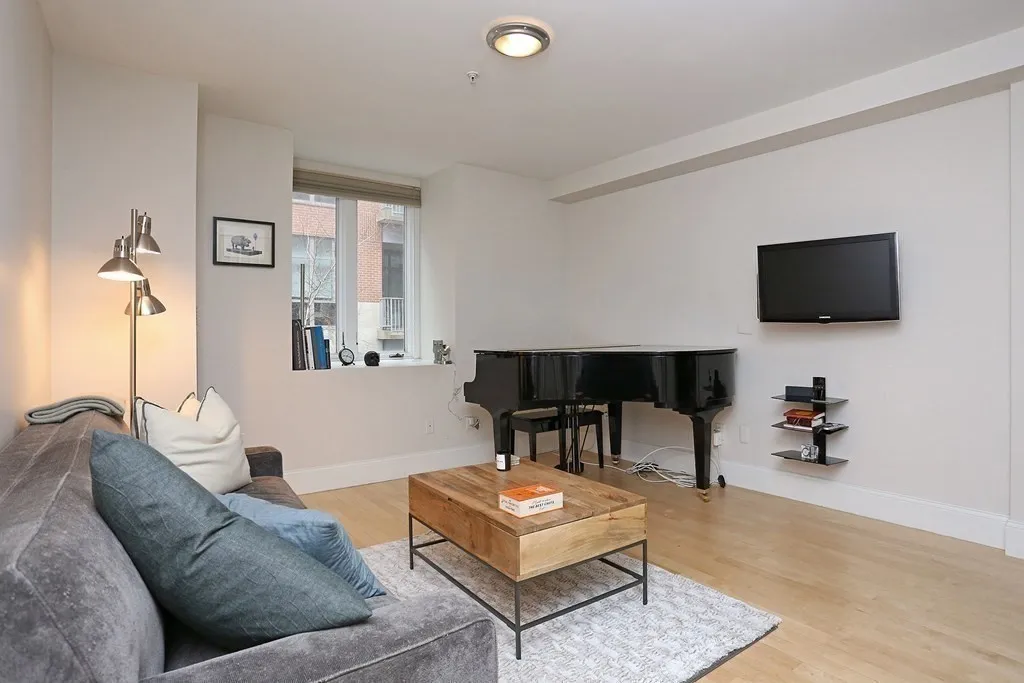 45 West Broadway, South Boston