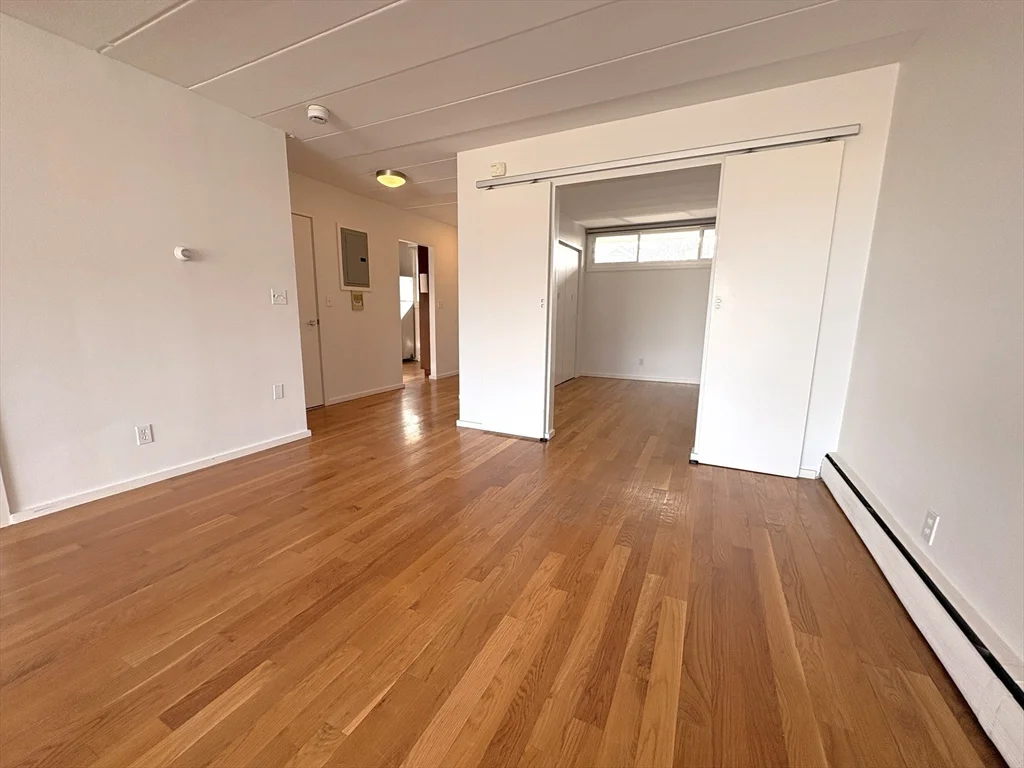 345 Harvard St, Mid-Cambridge