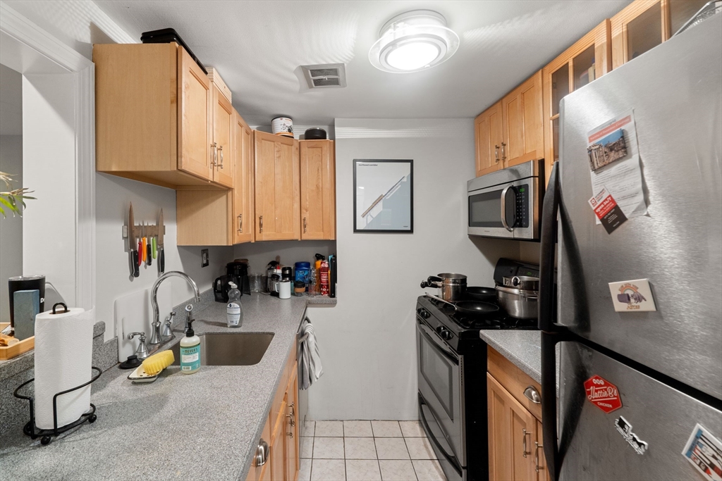 81 Waltham St, Boston