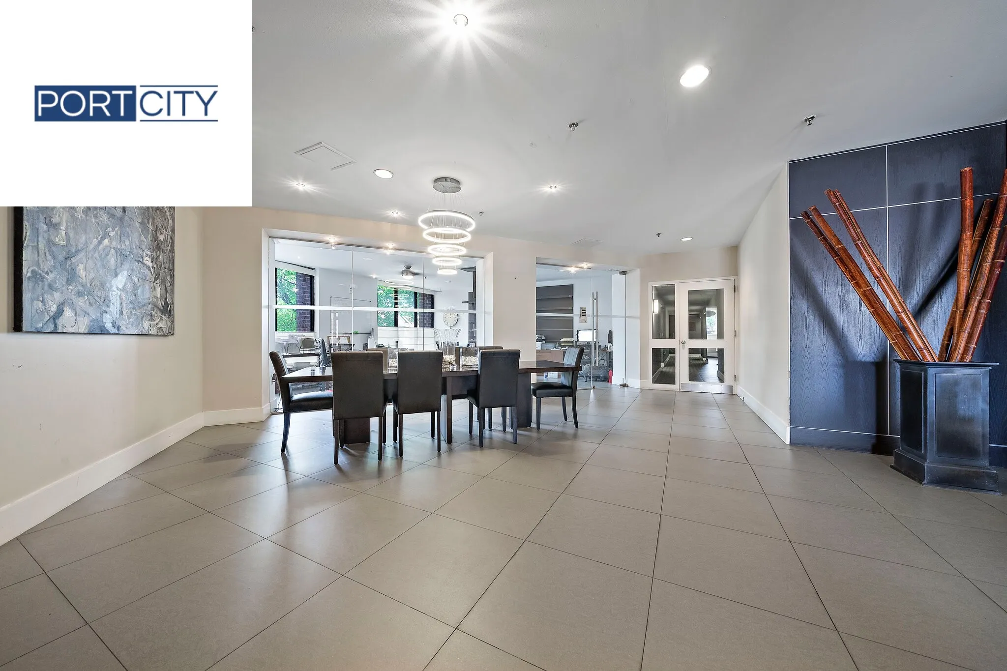 15 Beacon St, Downtown