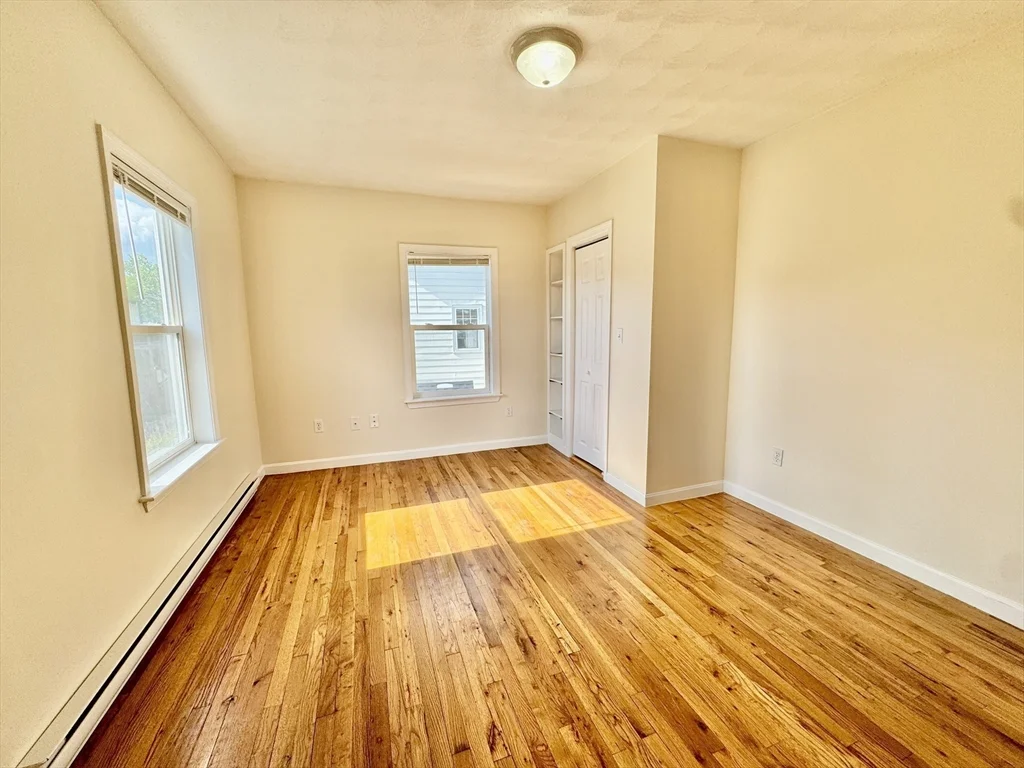 7R Center St, Woburn