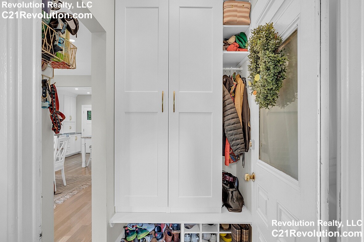 3 bed, 3 bath apartment for rent at 66 Atherton Rd Unit 1, Corey Hill — photo 8 of 28