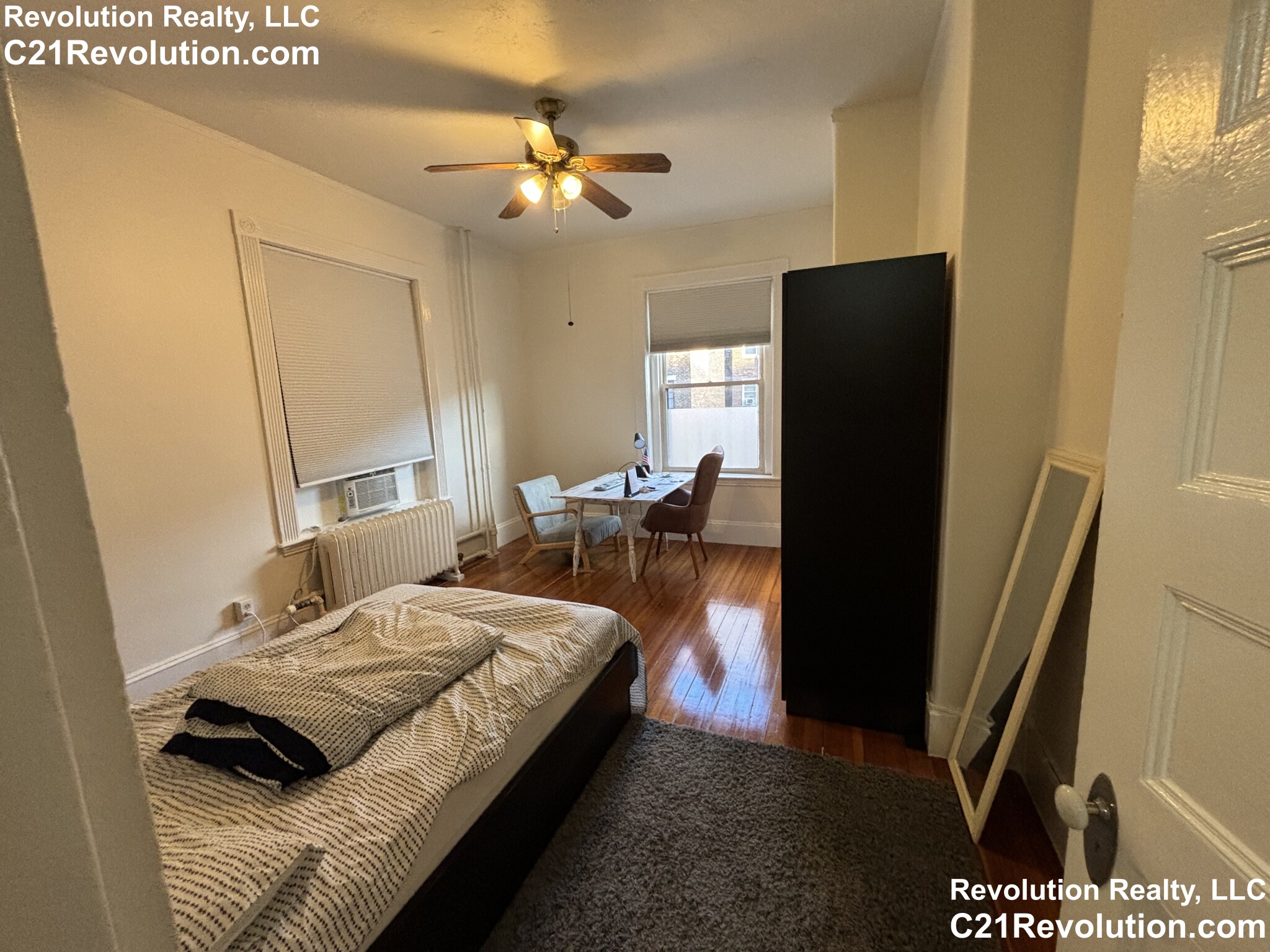 24 Peterborough St, Fenway