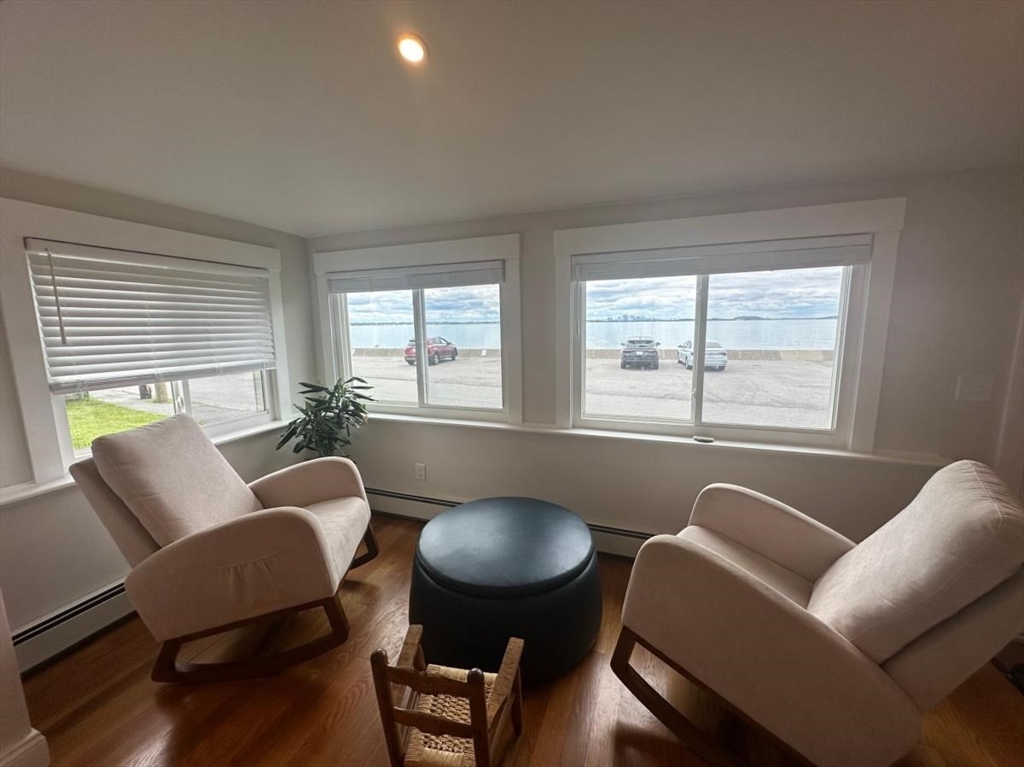 11 Babcock St, Houghs Neck