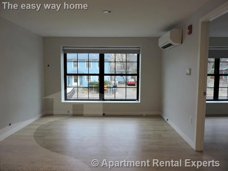 10 Soden St, Central Square