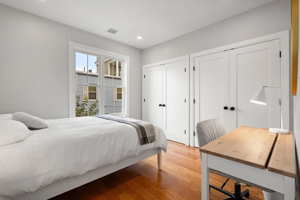 174 West Seventh St, South Boston