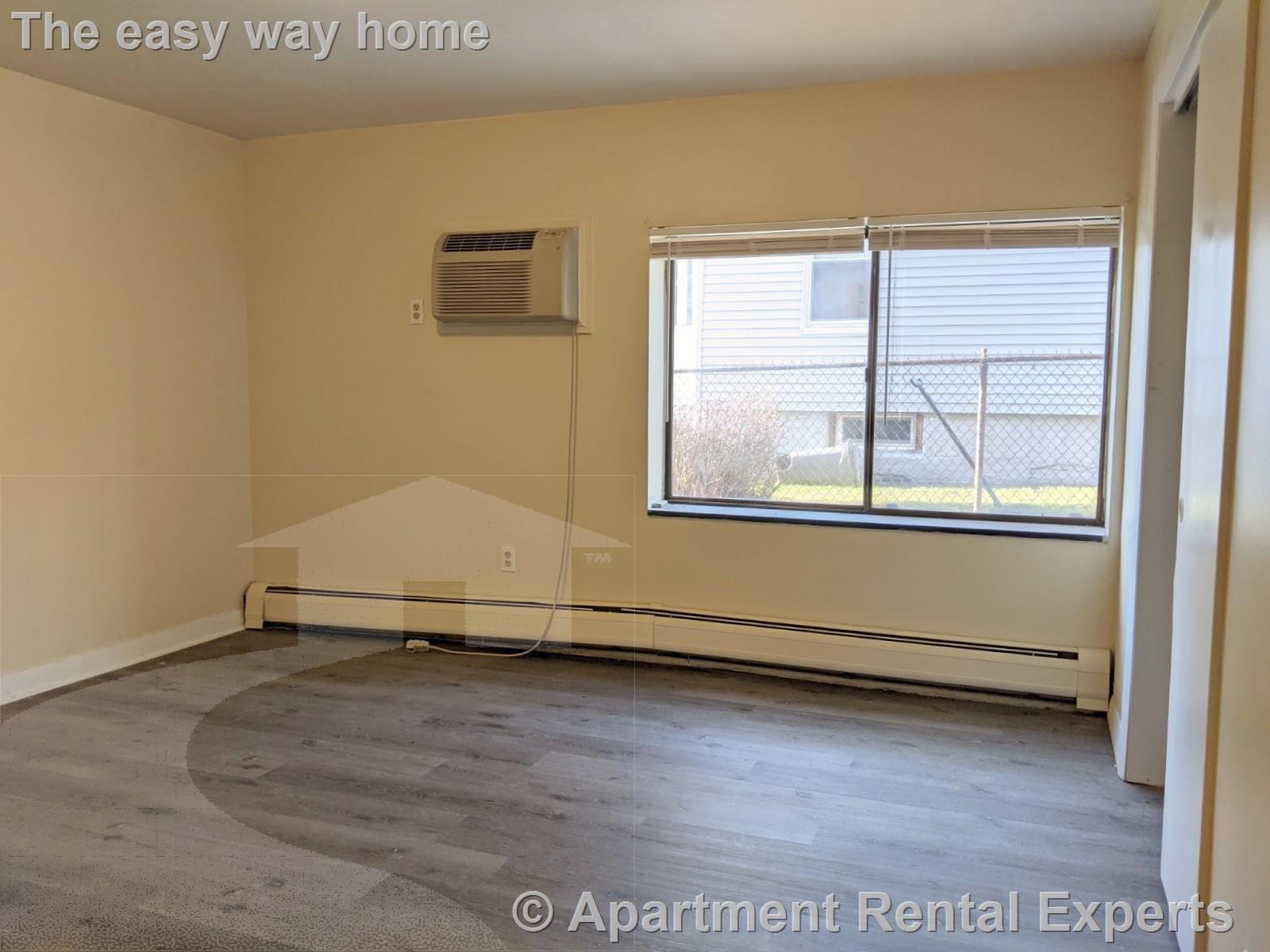 86 Newbury St, Teele Square