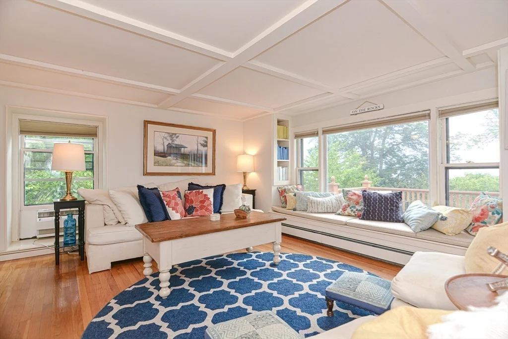 93 Granite St, Rockport