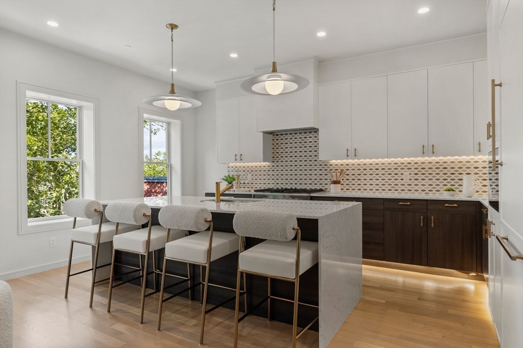 6 Claflin Rd, Aspinwall Hill