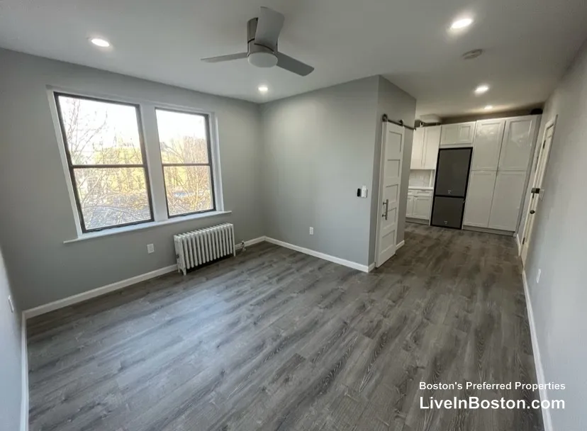 11 Park Dr, Fenway