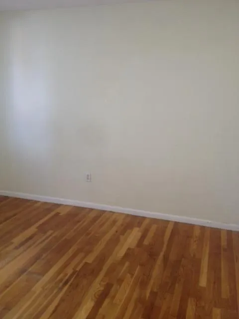 8 Kittredge St, Roslindale