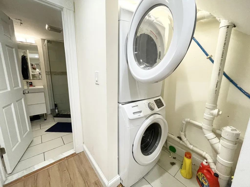 275 Dorchester, Boston