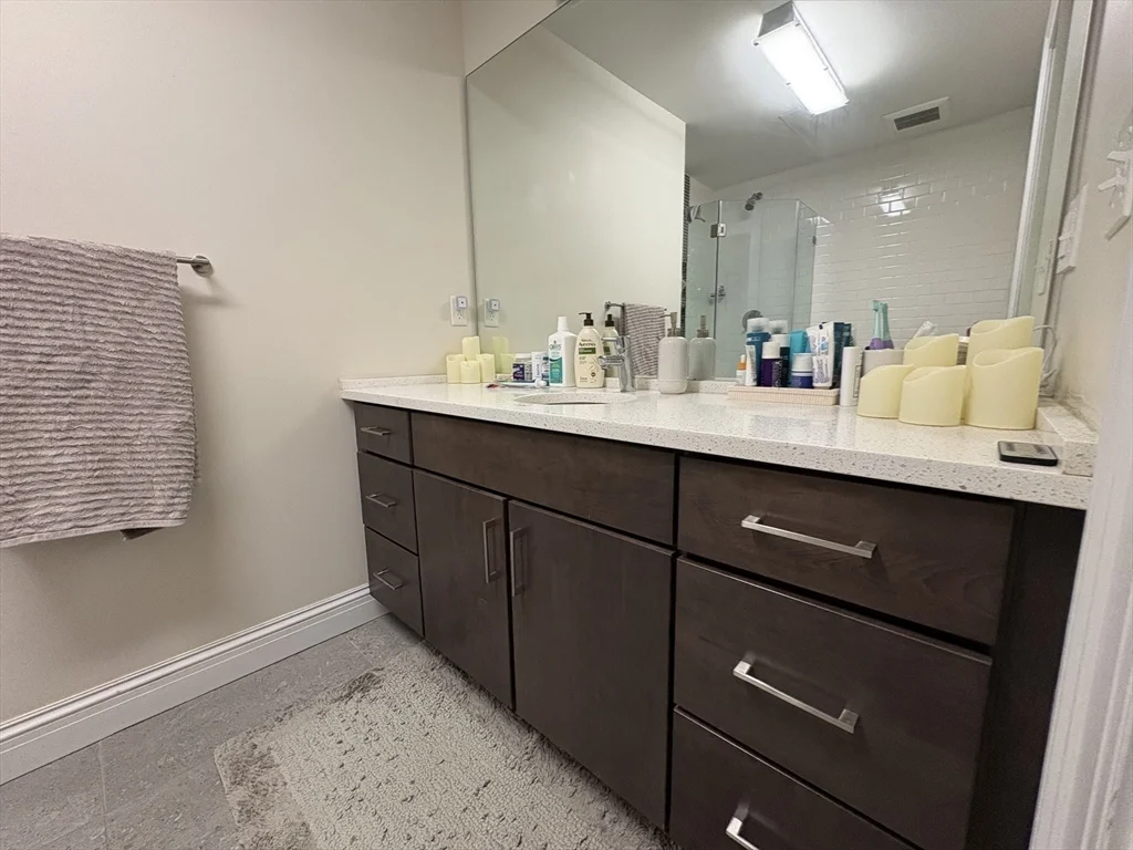 175 Newbury St, Back Bay