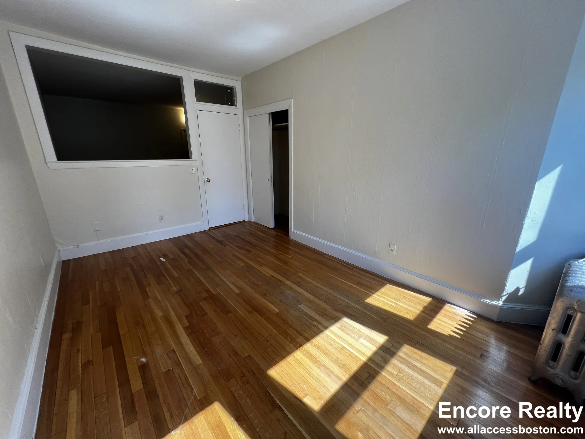 33 Lancaster Ter, Corey Hill