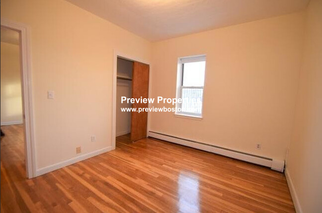 176 North Beacon St, Brighton