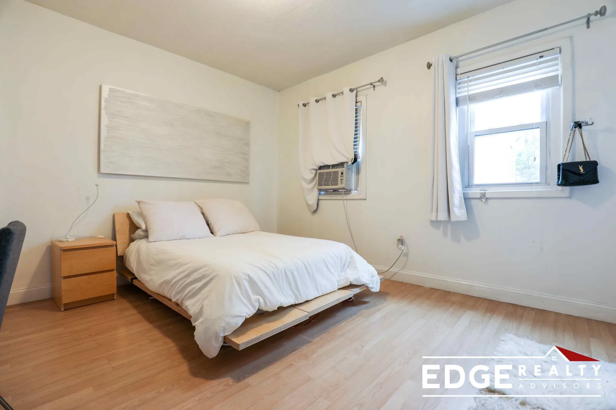 107 Bolton St, South Boston
