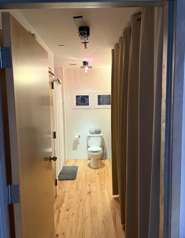 11-21 Wormwood, Seaport District