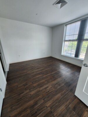 845 Washington St, Newtonville