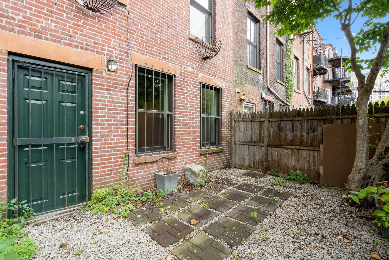 2 bed, 2 bath apartment for rent at 13 Dwight St Unit 1, South End — photo 16 of 22