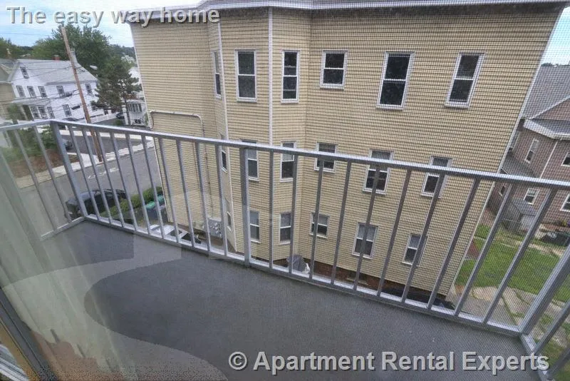 70 Park St, Ward Two