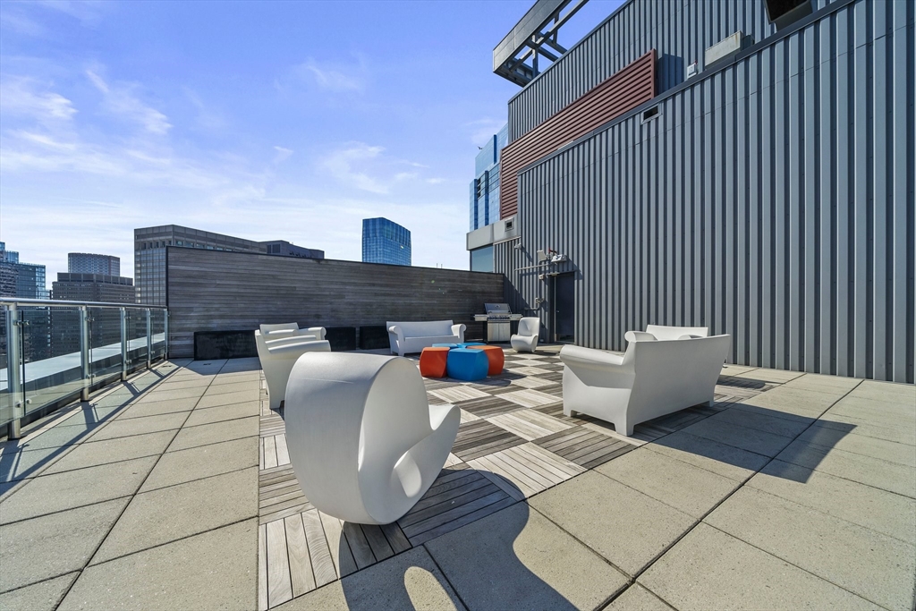 45 Province St, Midtown