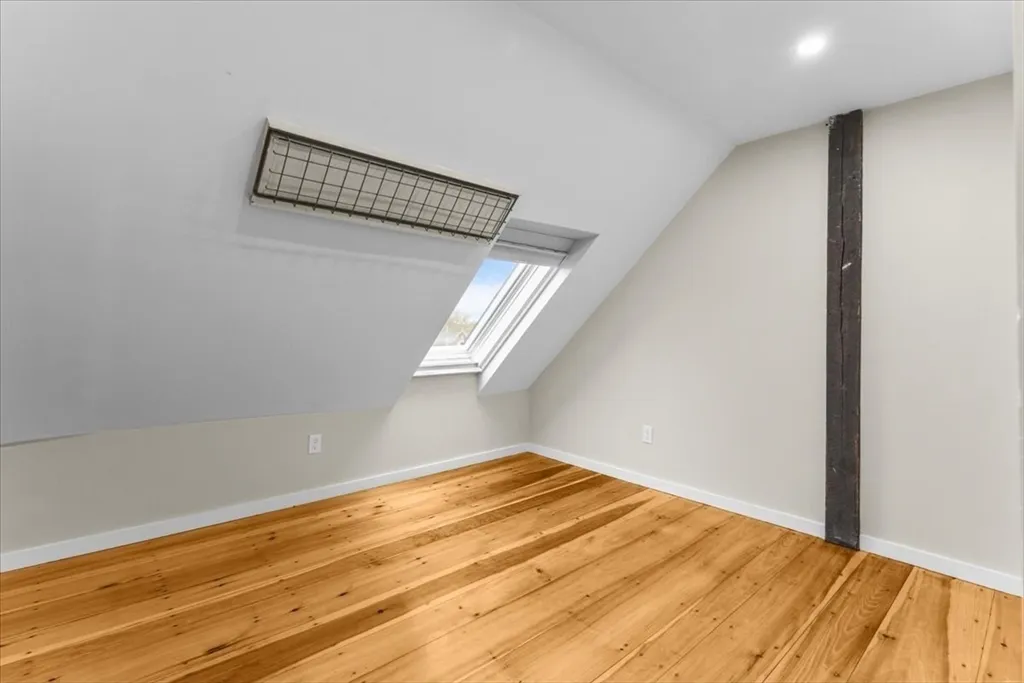 1 Samoset Ave, Mansfield