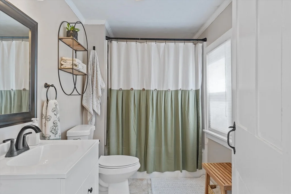 107 Boston Rd, Sutton