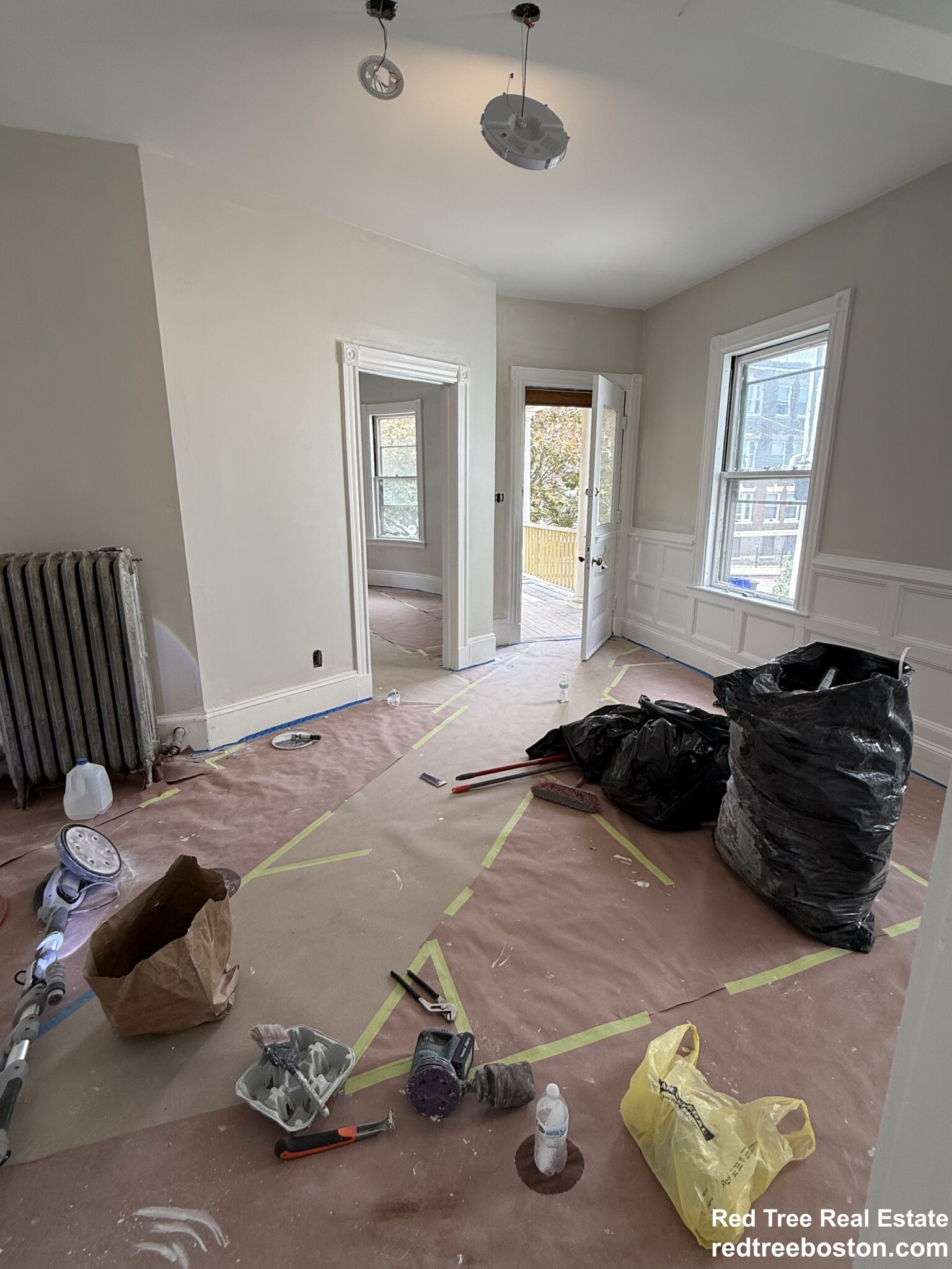 18 Quint Ave, Allston