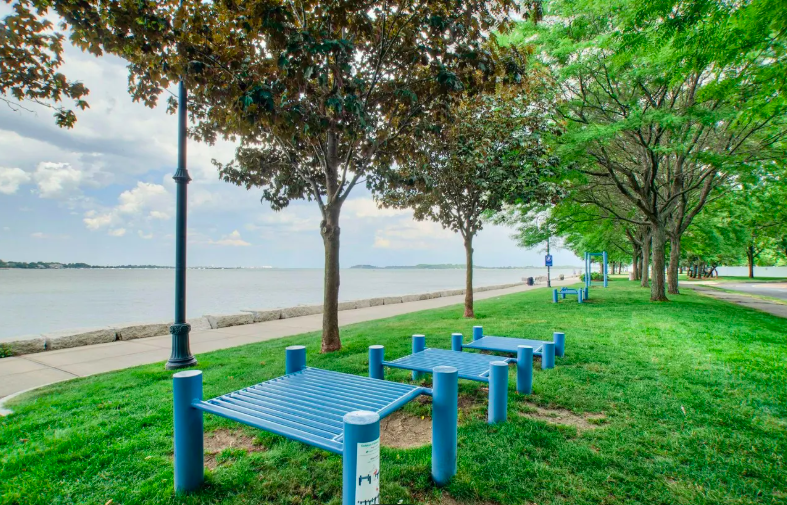 30 Harbor Point Blvd, Dorchester