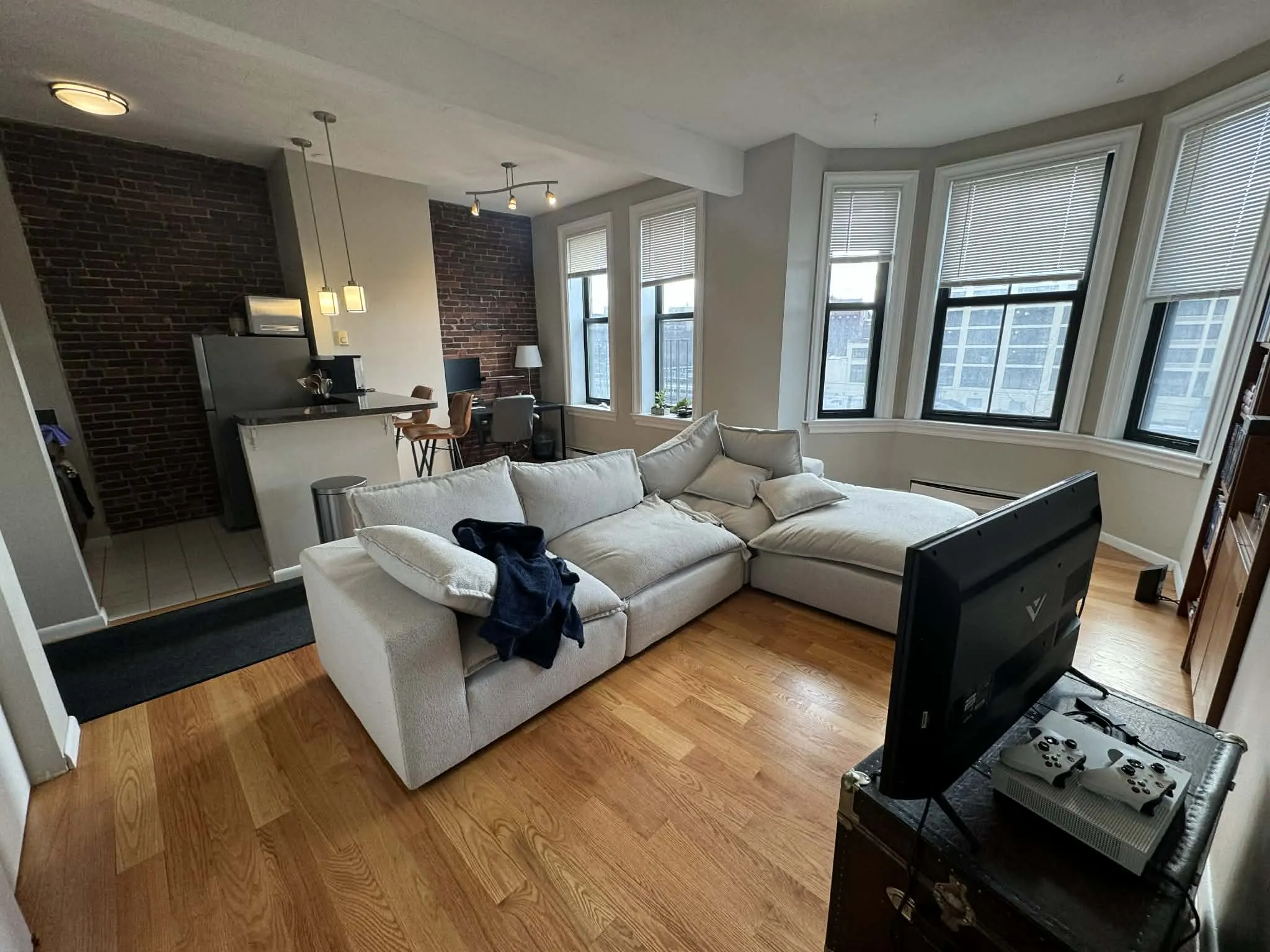 23 Cortes St, Back Bay