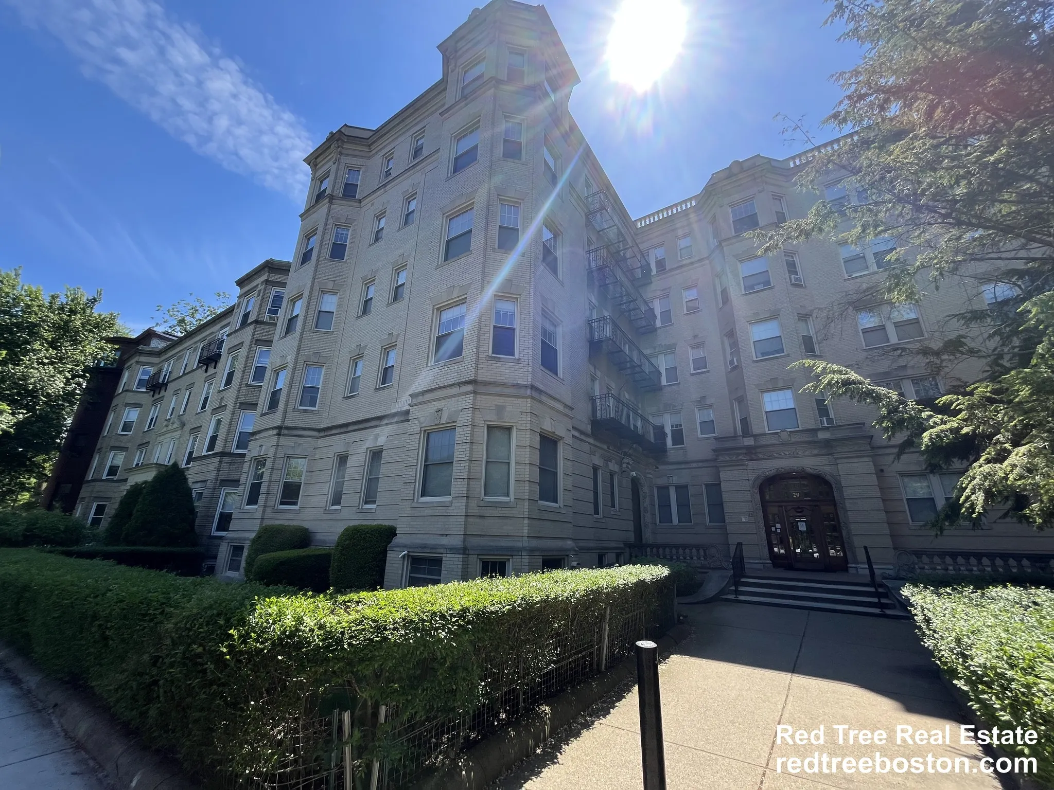 31 Park Dr, Fenway
