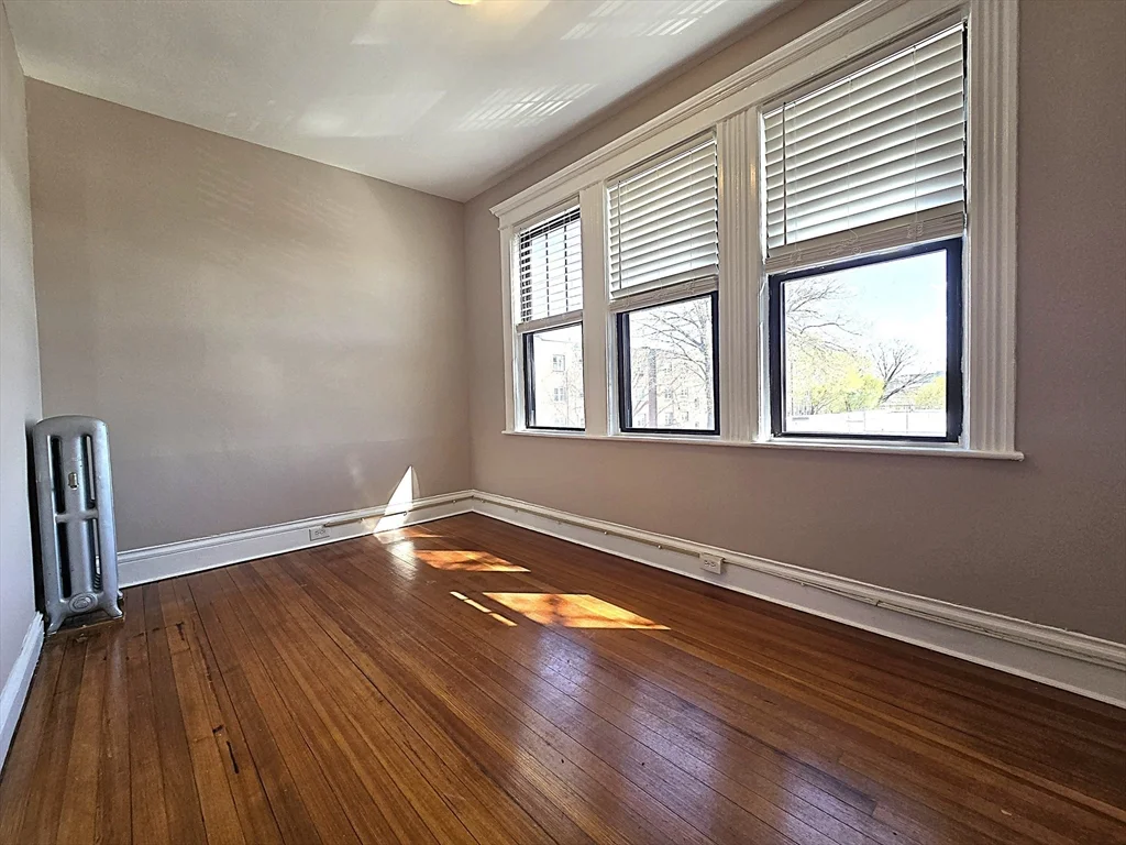 25 Alton Pl, Coolidge Corner