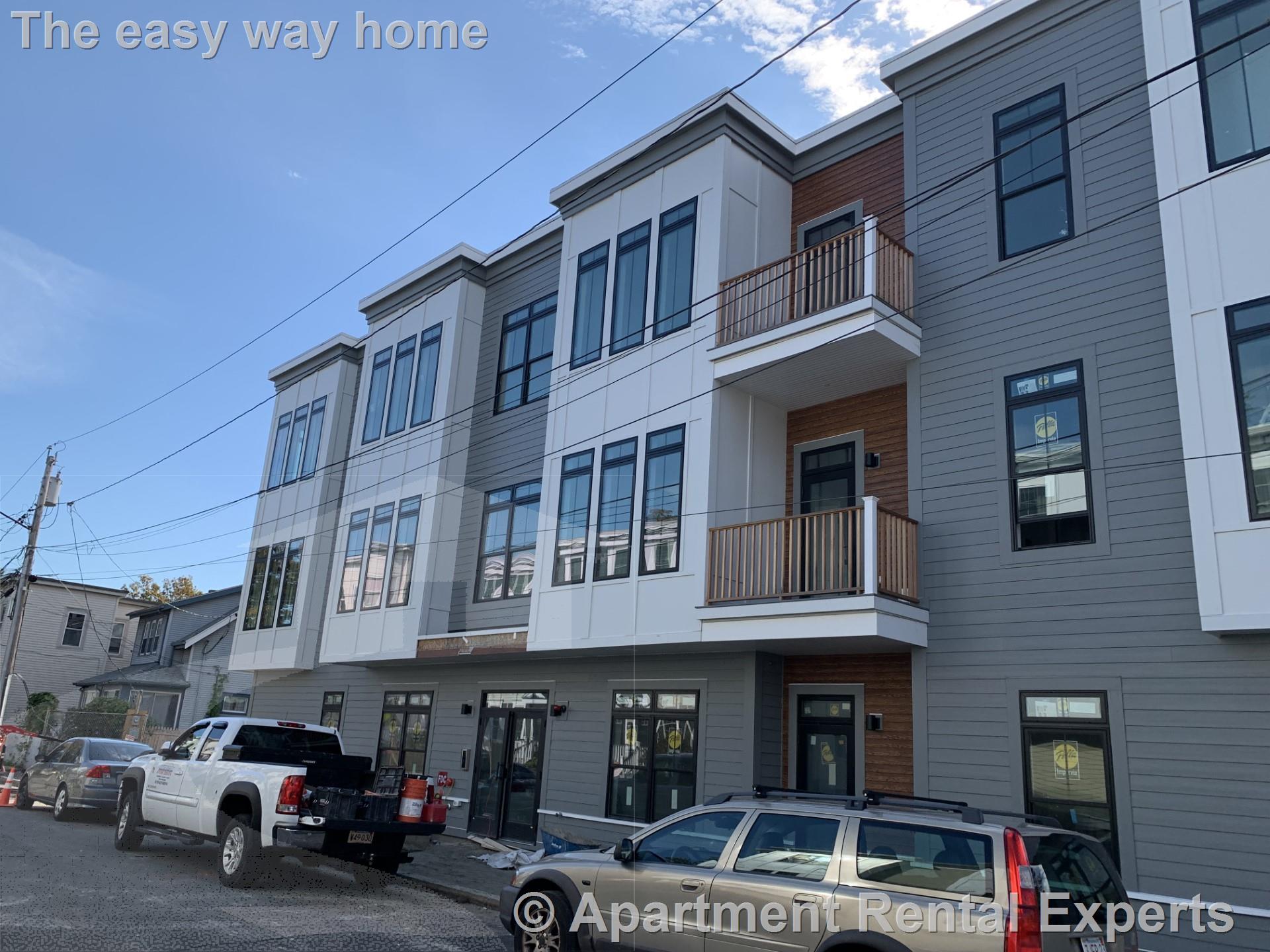 157 Everett St, Allston