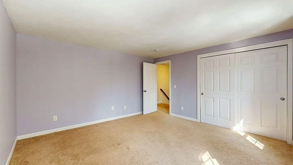 12 Coldbrook Rd, Millbury