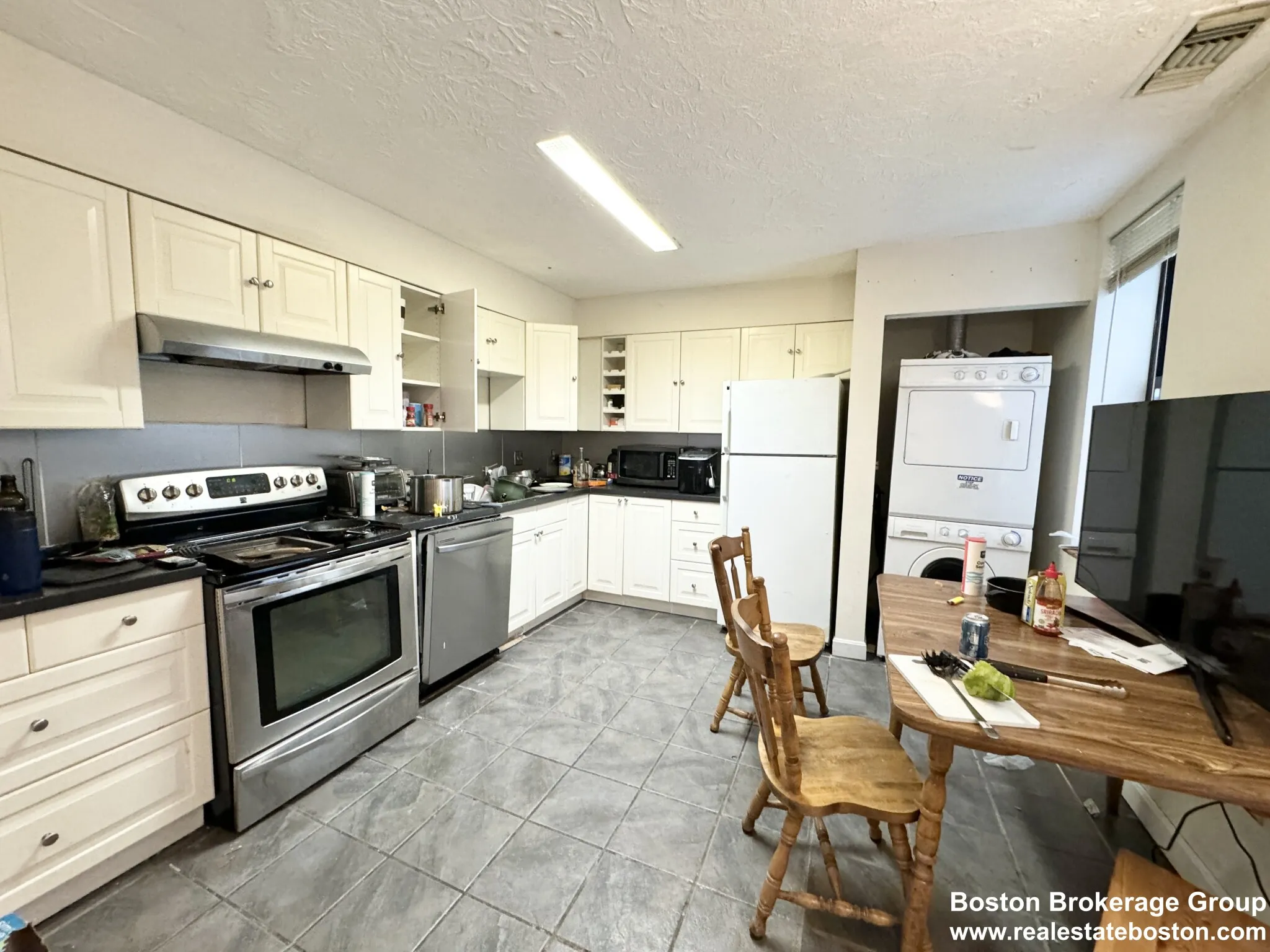 73 Gainsborough St, Fenway