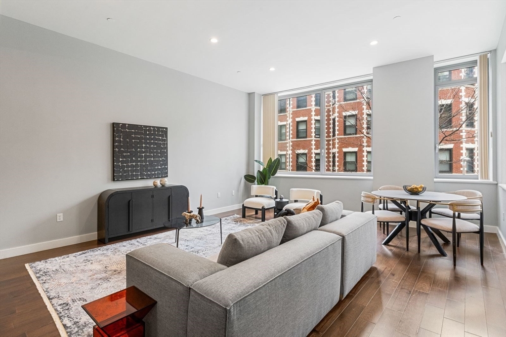 43 Westland Ave, Back Bay