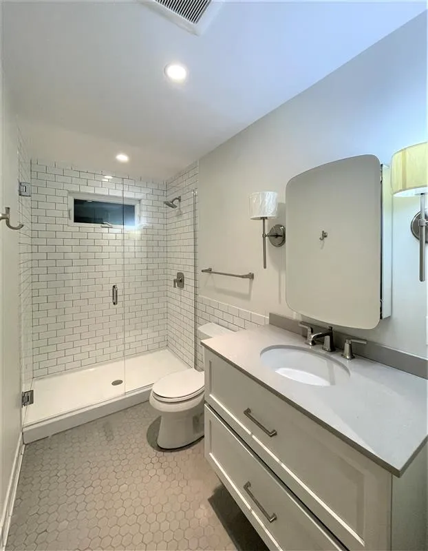 70 Spring St, East Cambridge