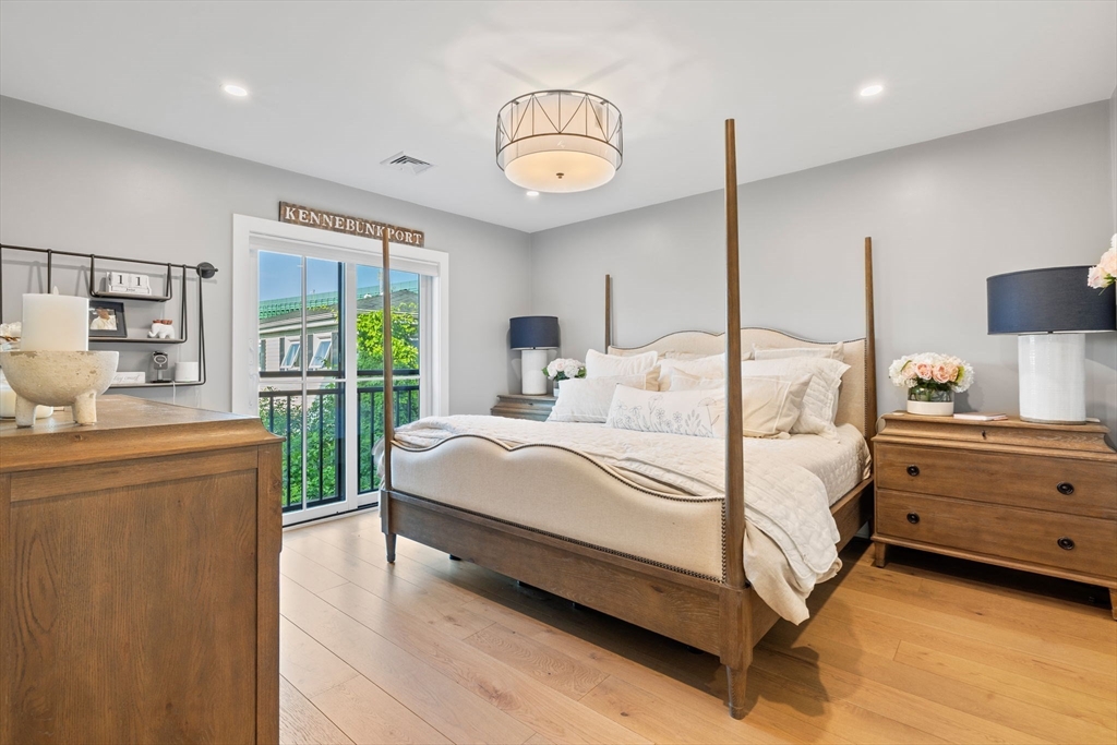 74 Tremont St, Charlestown