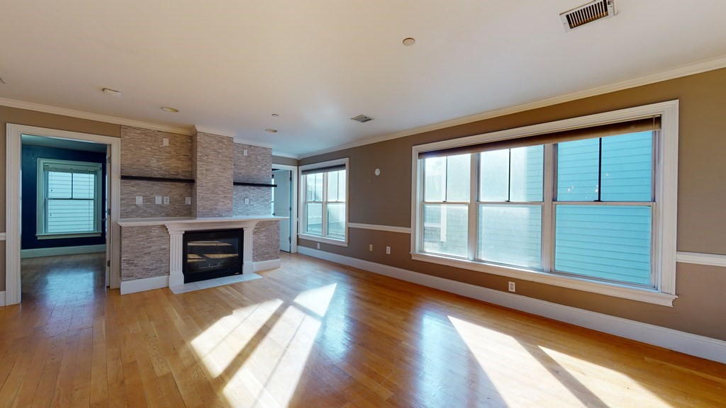 366 Dorchester St, South Boston