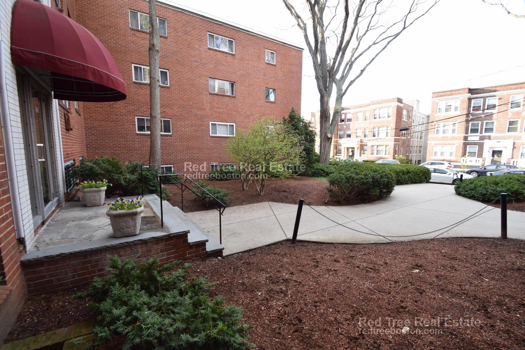 245 Kelton St, Allston