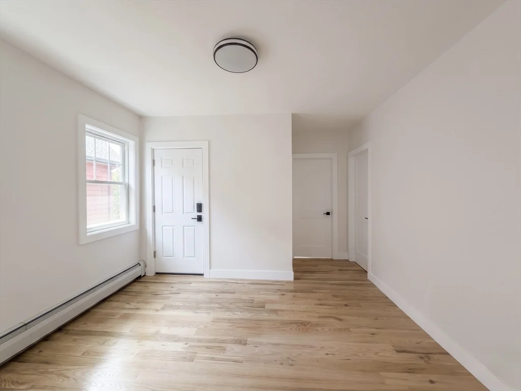 10 Pearl, West Everett