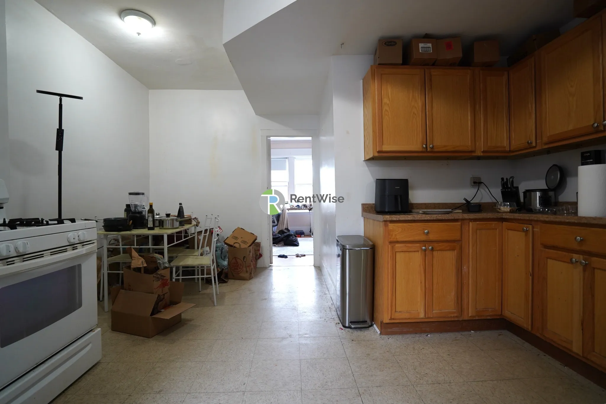 174 Harvard St, Coolidge Corner