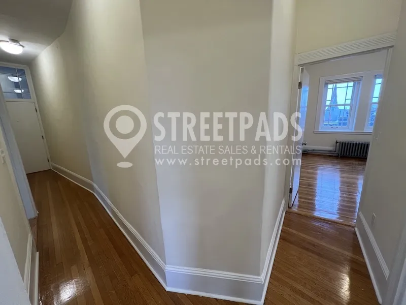 95 Mount Vernon St, Beacon Hill