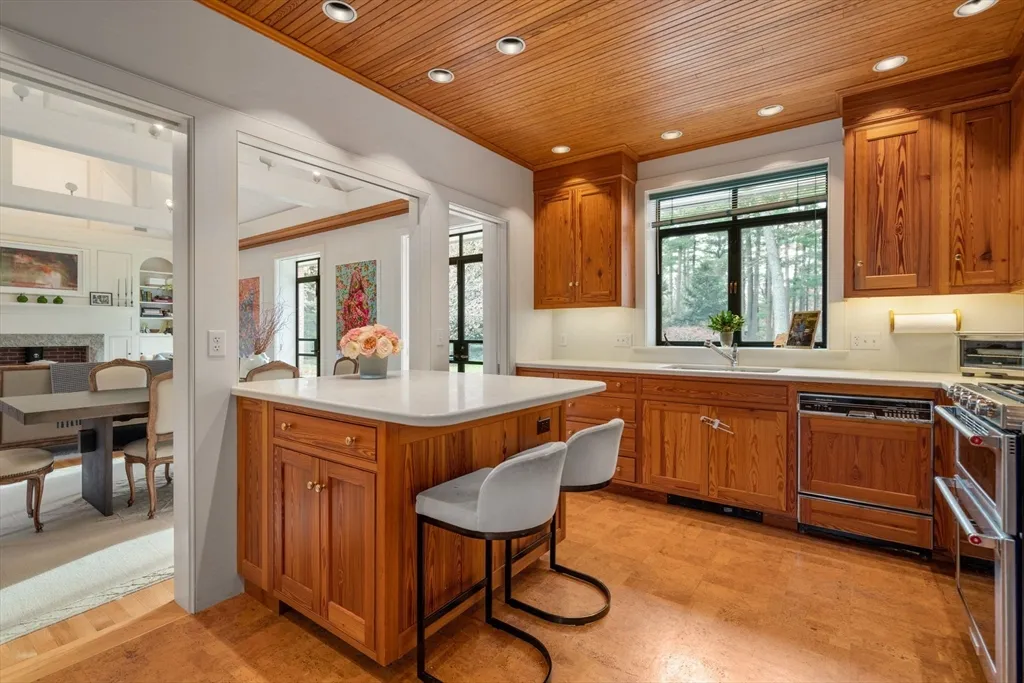 164 Forest St, Sherborn