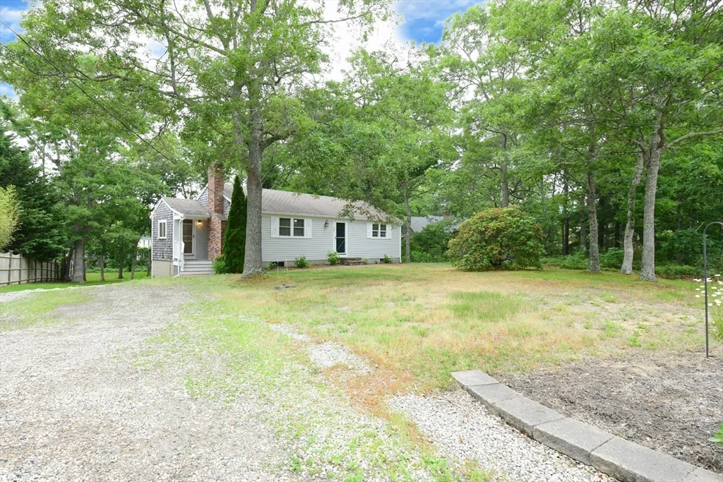 49 Chase Rd, East Sandwich