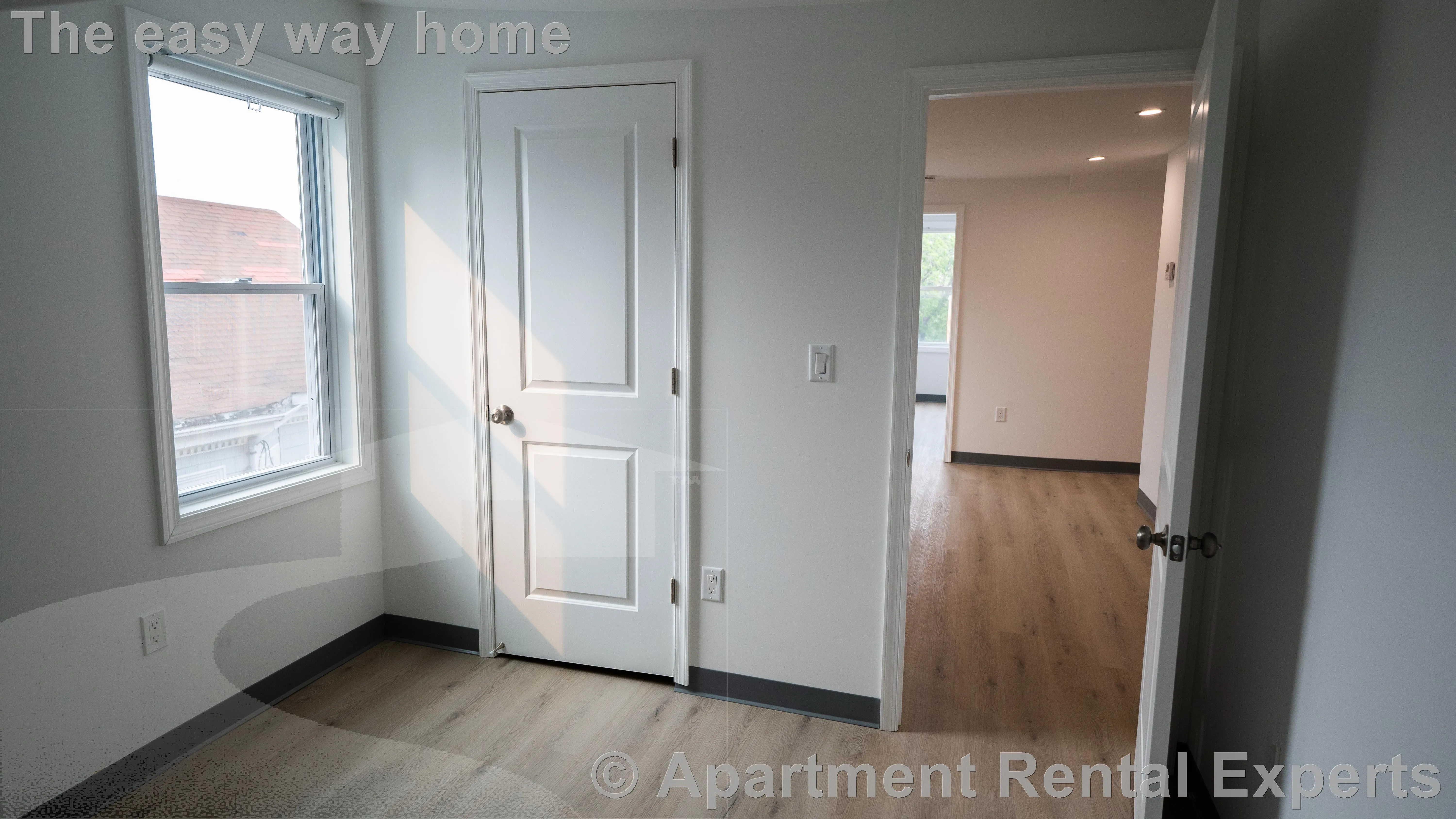 301-303 Boston Ave, Tufts