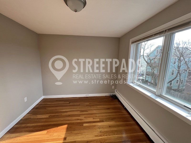 50 Evergreen St, Jamaica Plain